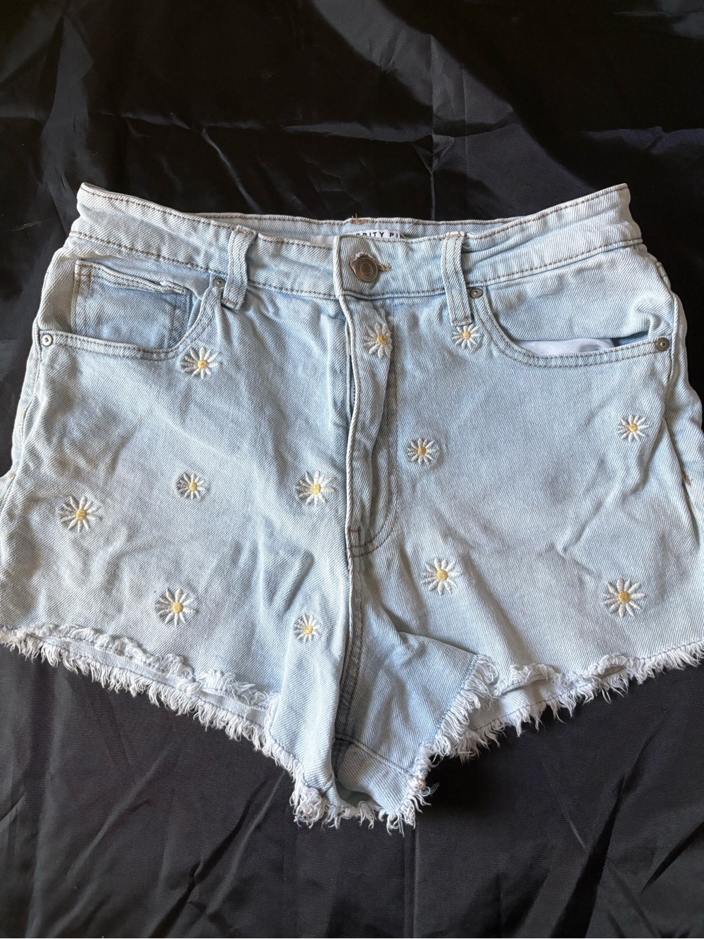Celebrity Pink Light Blue Daisy Appliqué Denim Shorts
